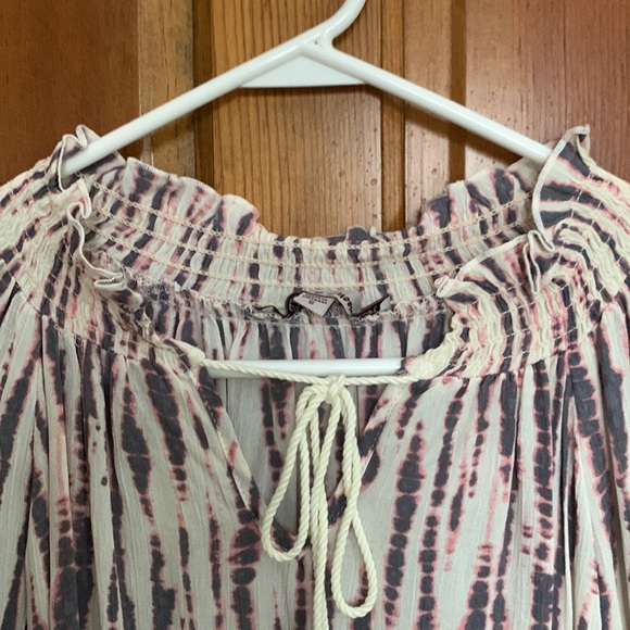 Spring Top - Picture 2 of 7